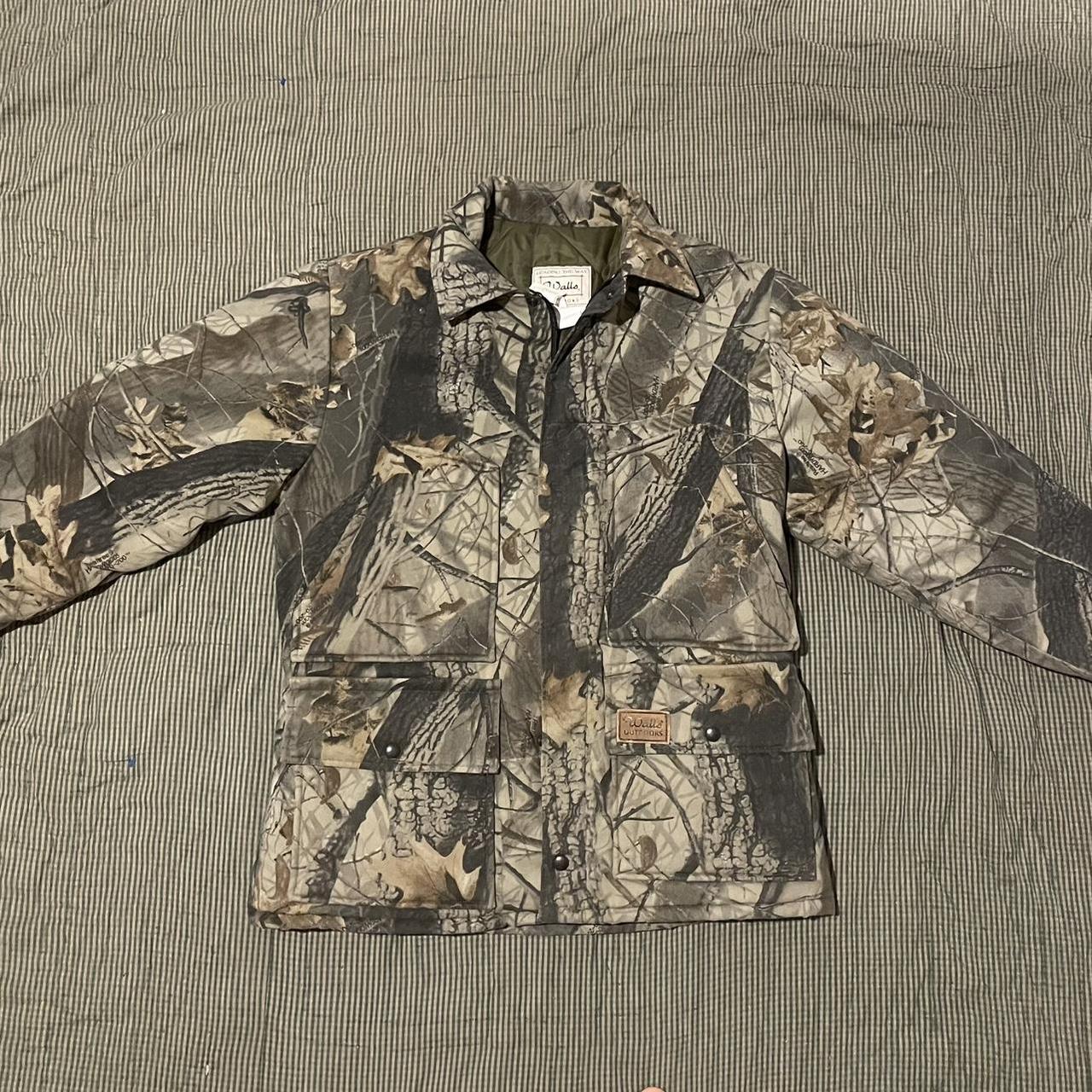 Walls outdoors camo hunting jacket Size M - Depop