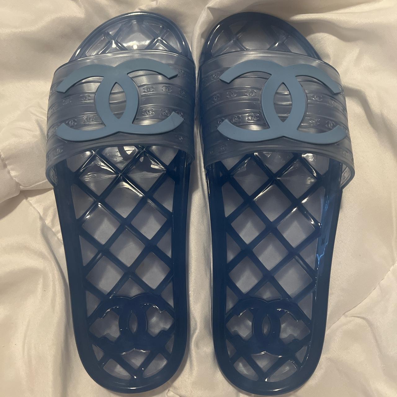 Chanel blue 2024 jelly slides