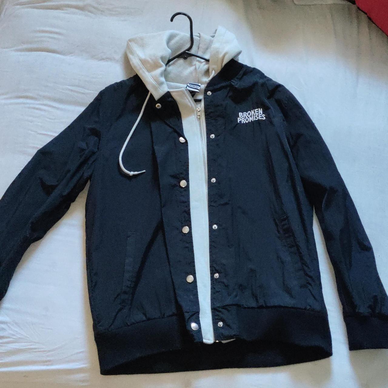 Zumiez Men's Black and Cream Jacket Depop