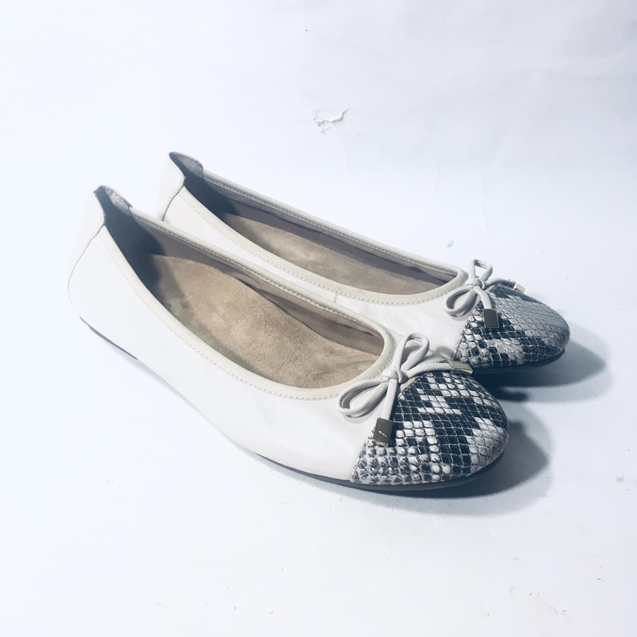 Vionic Minna Flats Natural Snake Orthopedic Ballet. Depop