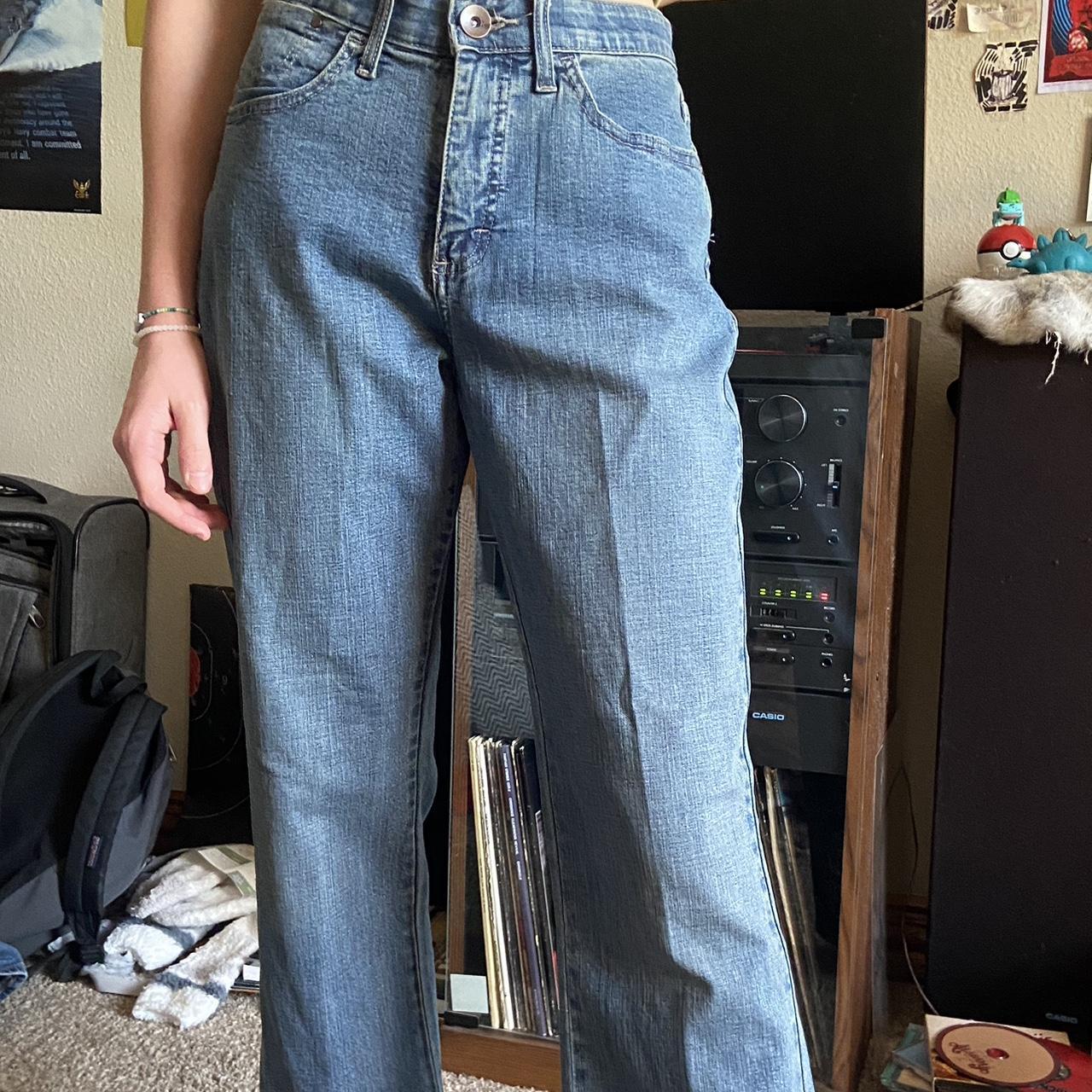 Brand new Lee, straight cut jeans! 💙🟦 Stretchy... - Depop