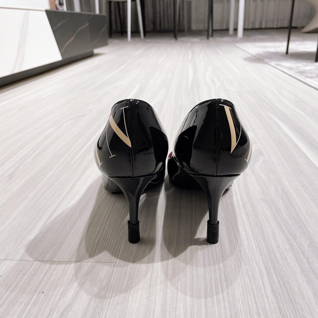 vltn shoes womens