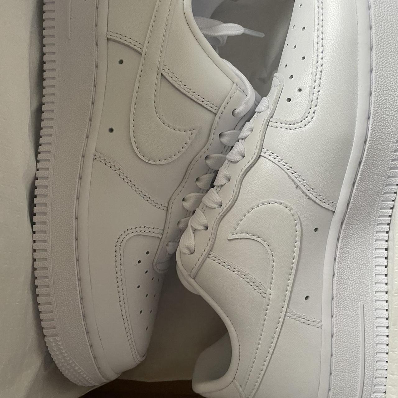 white and black air force 1 size 5