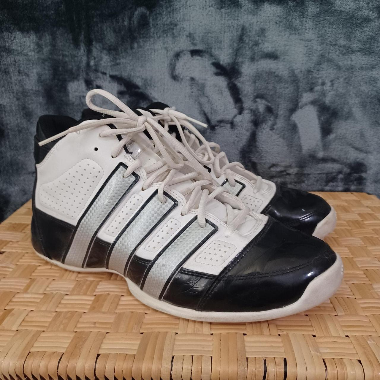 Adidas men’s shoes 10.5 2024 in Excellent