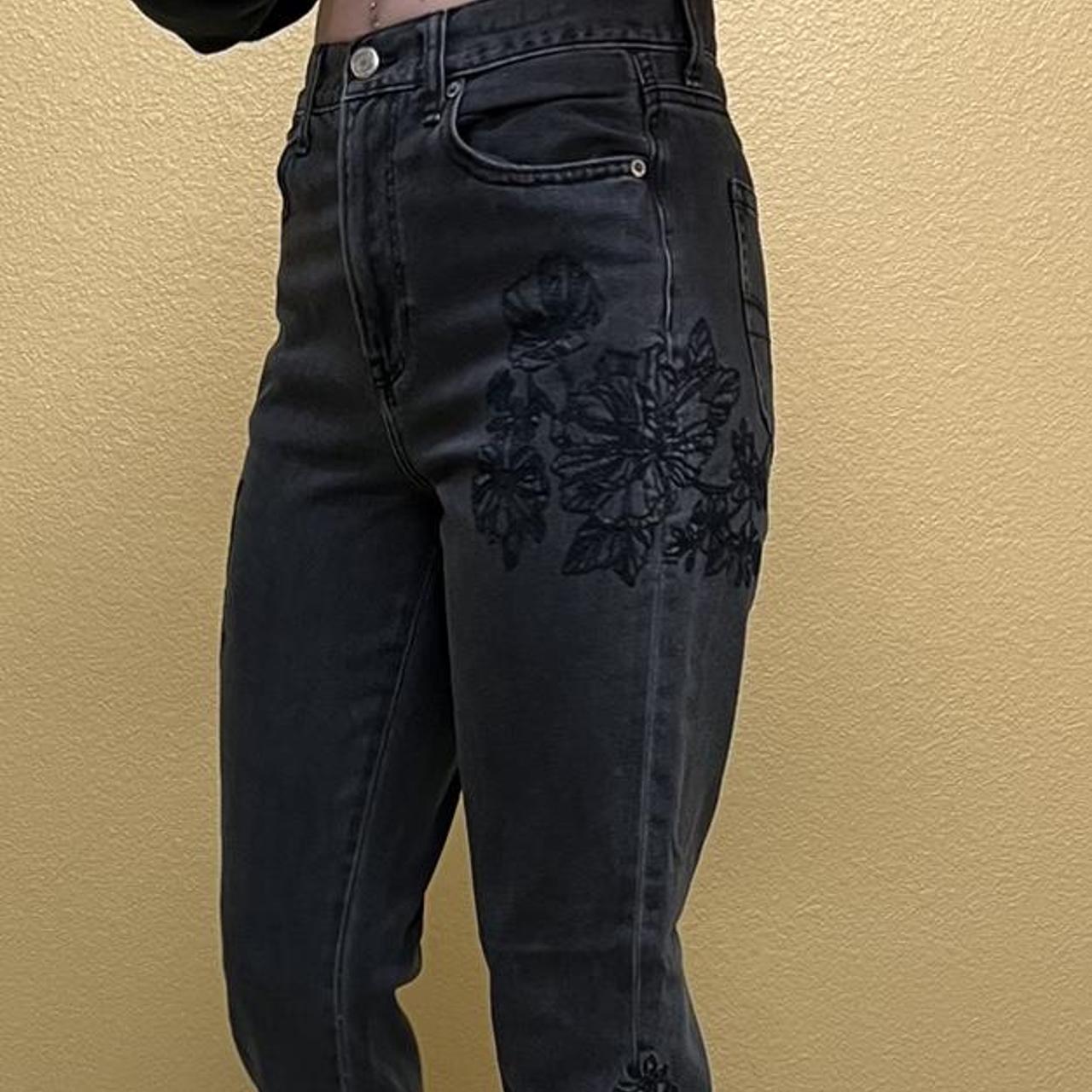 American eagle store embroidered mom jeans