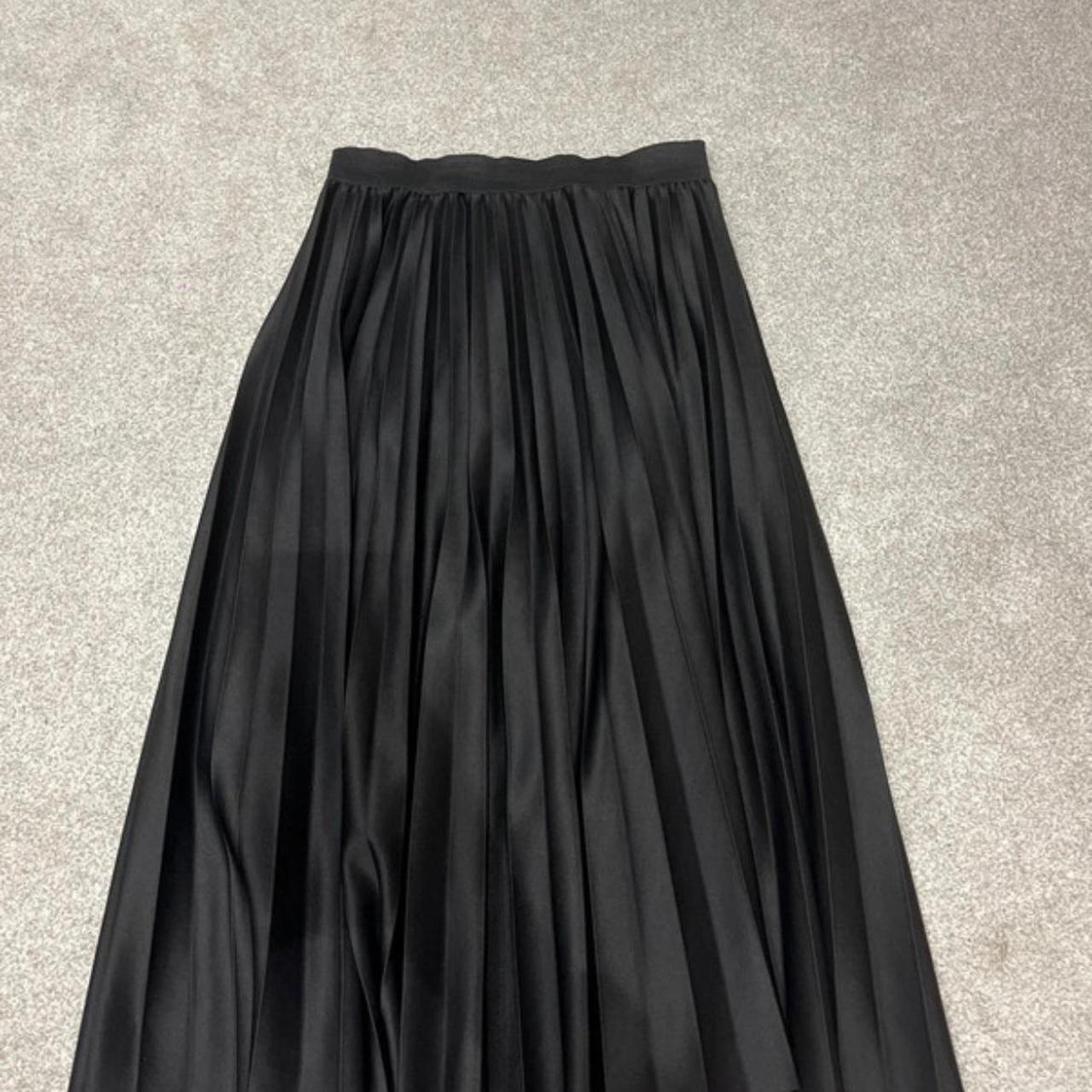 Pleated black skirt Quiz Size 10 Worn once Depop