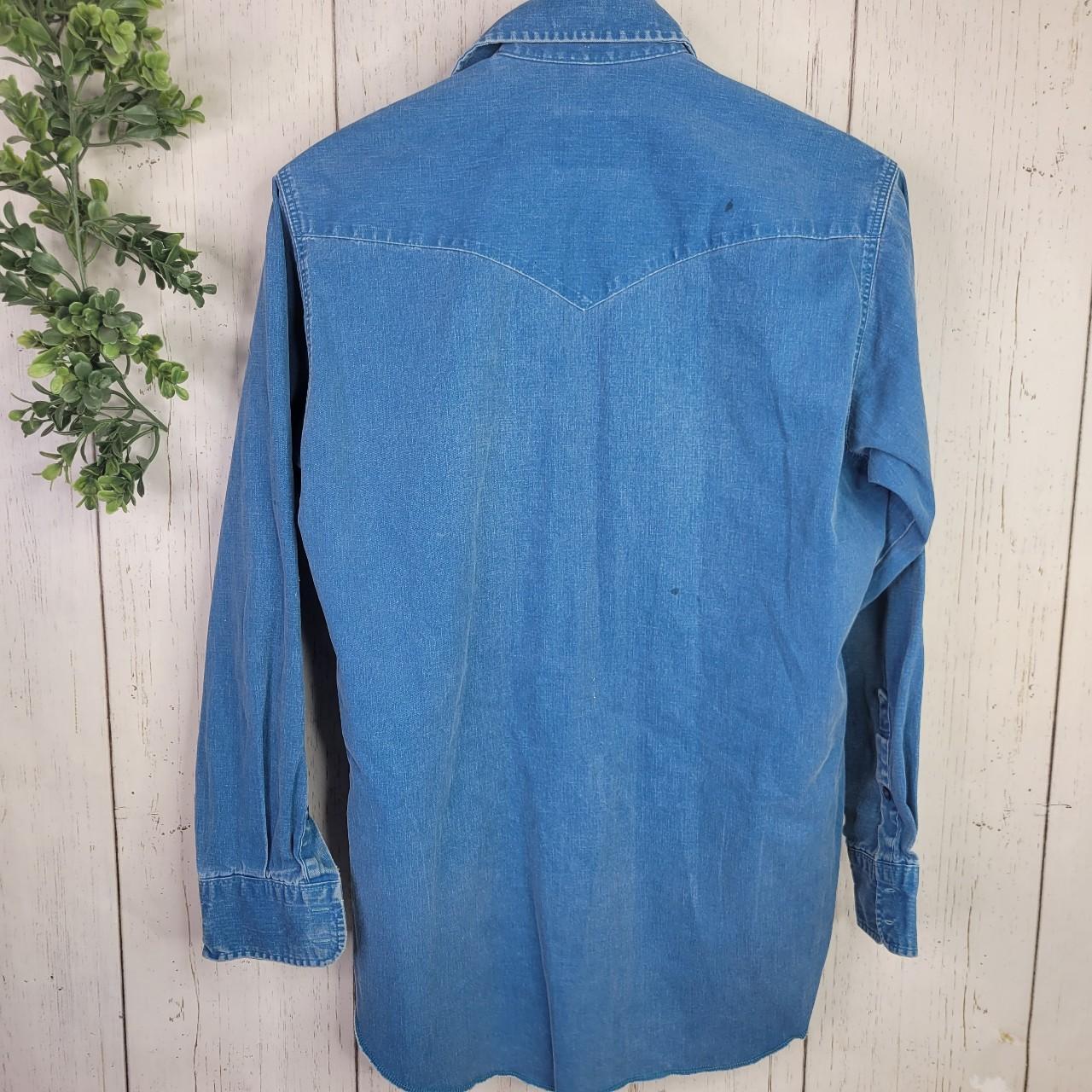 Vintage blue Wrangler button up X-Long tail. Regular... - Depop