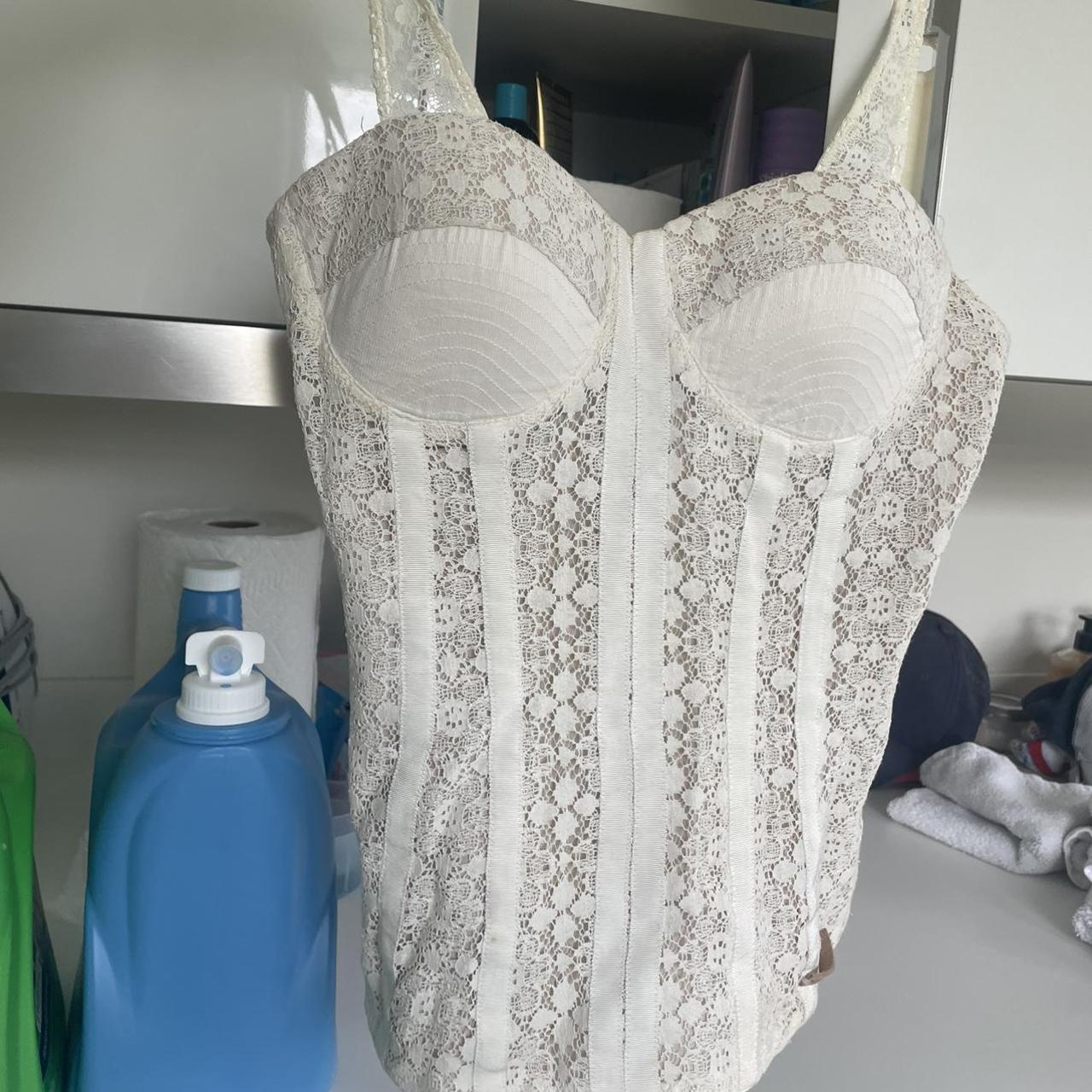 Vintage guess corset size medium since it’s vintage... Depop