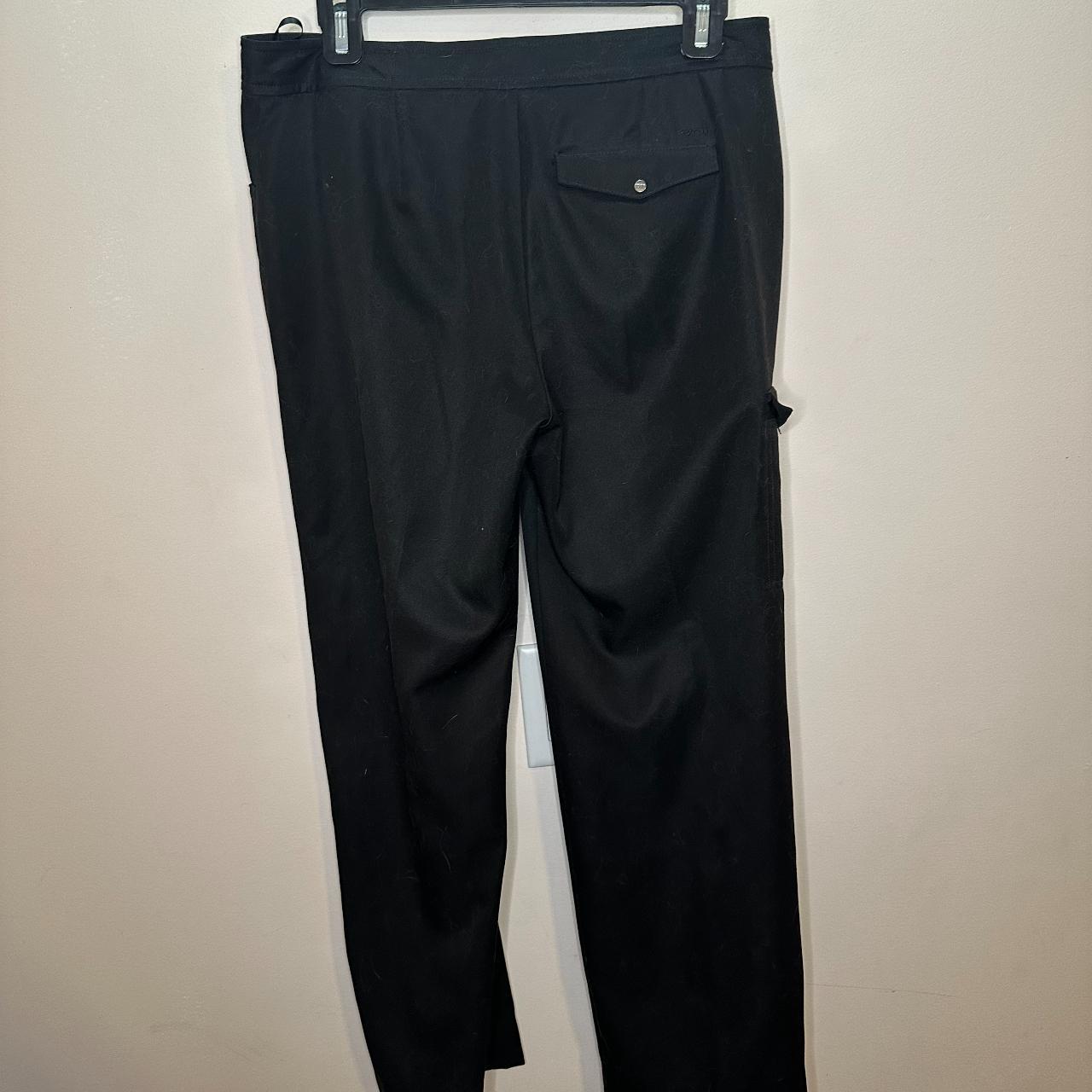 IZOD Golf Pants - Depop