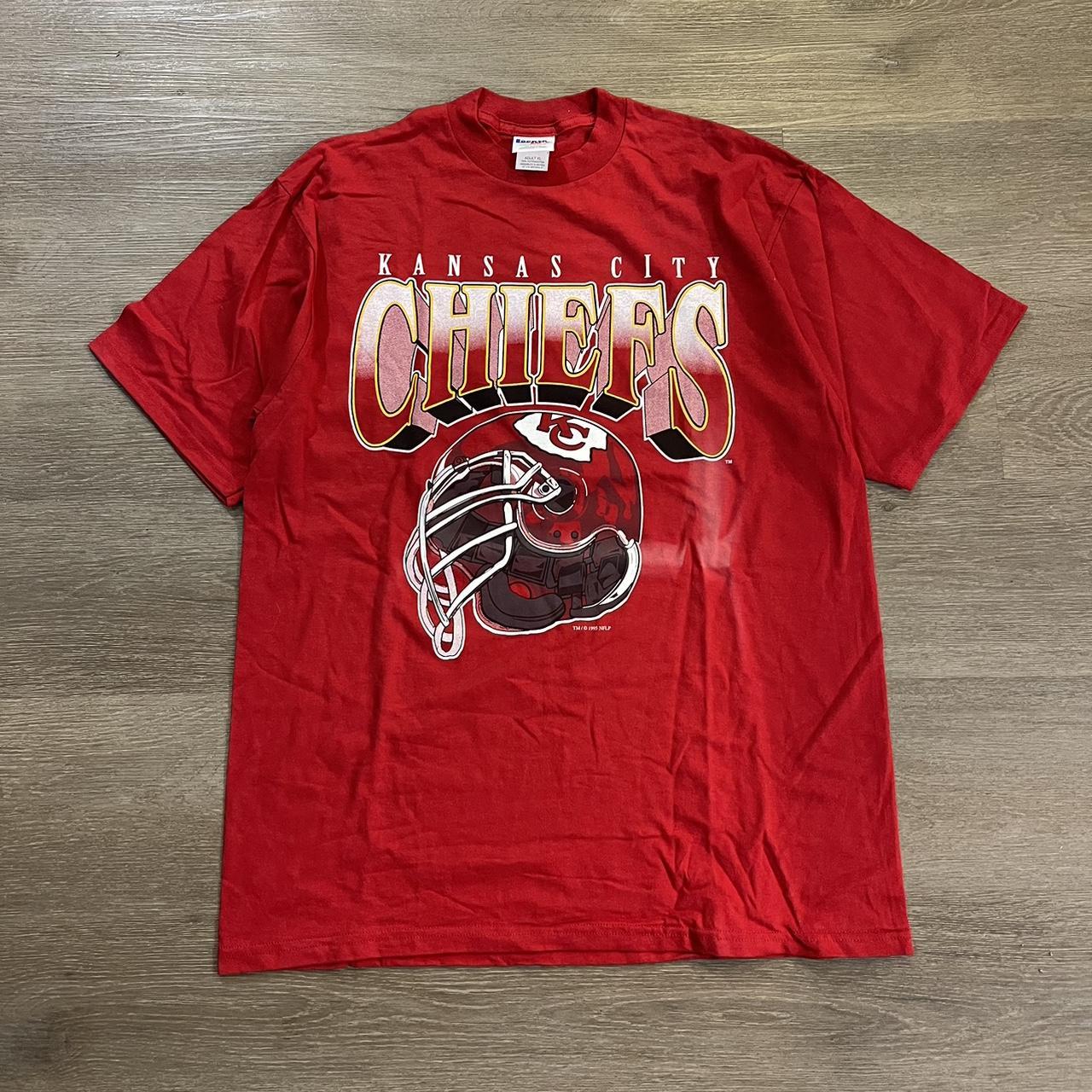 Vintage 1995 Kansas City Chiefs T-shirt Looks... - Depop