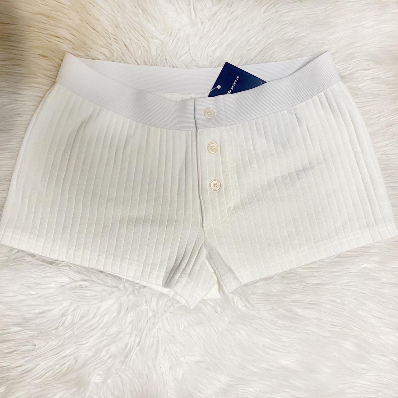 BRANDY MELVILLE cute ribbed short - Depop