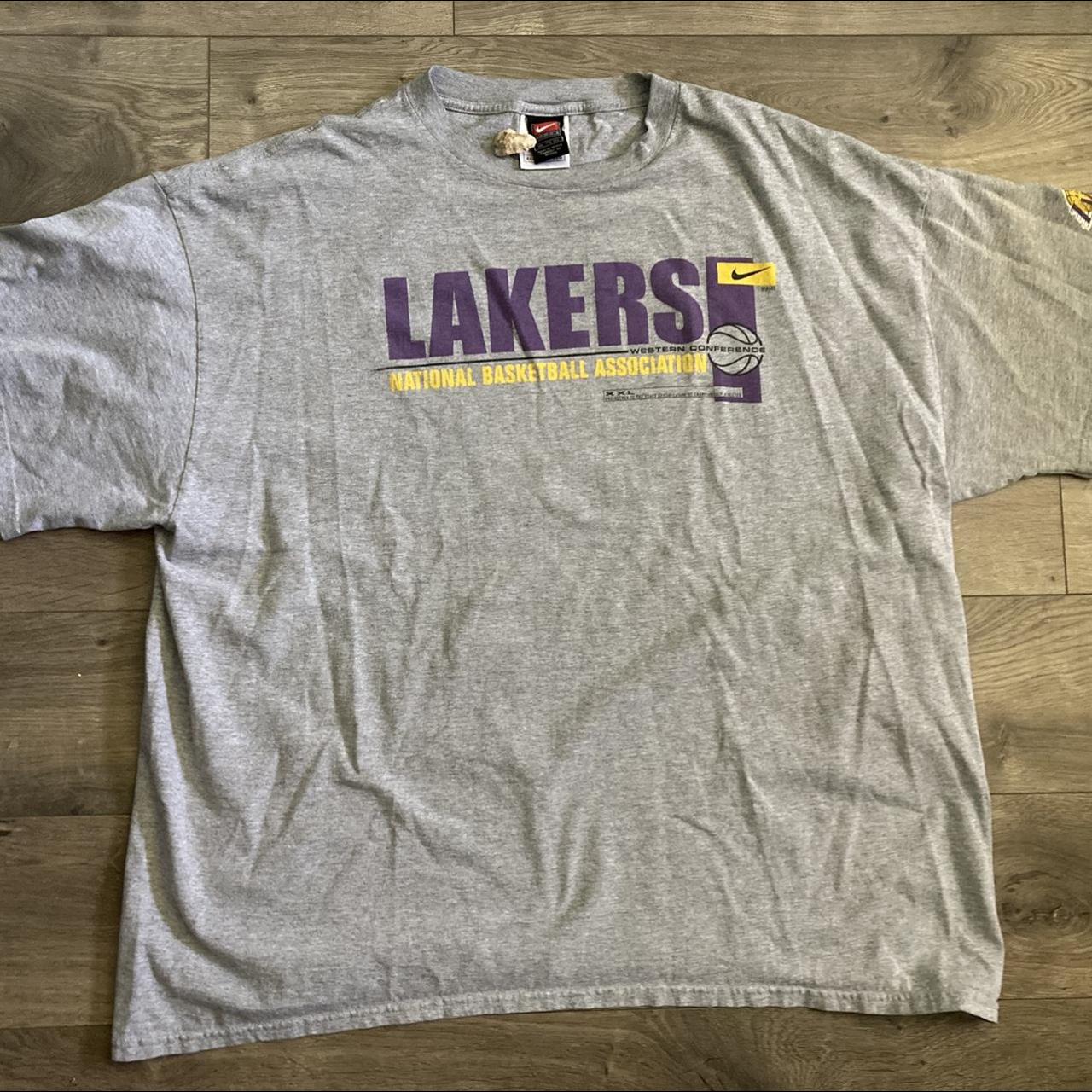 Vintage Nike Los Angeles Lakers T-Shirt Grey Size - Depop