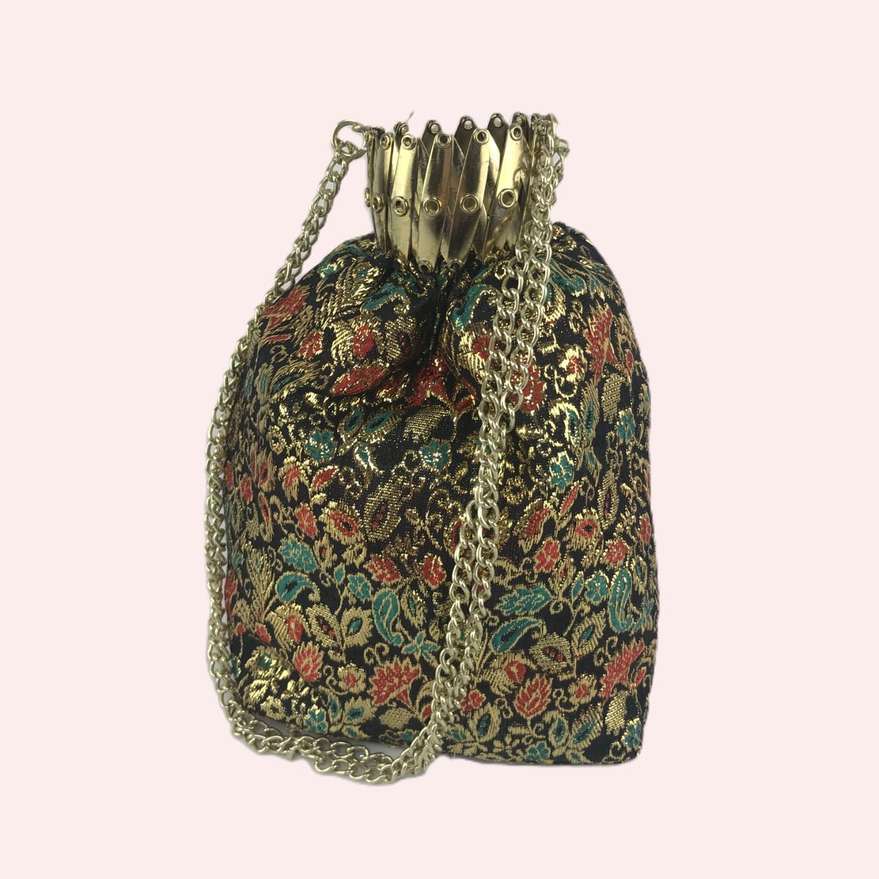 item listed by stwhshop