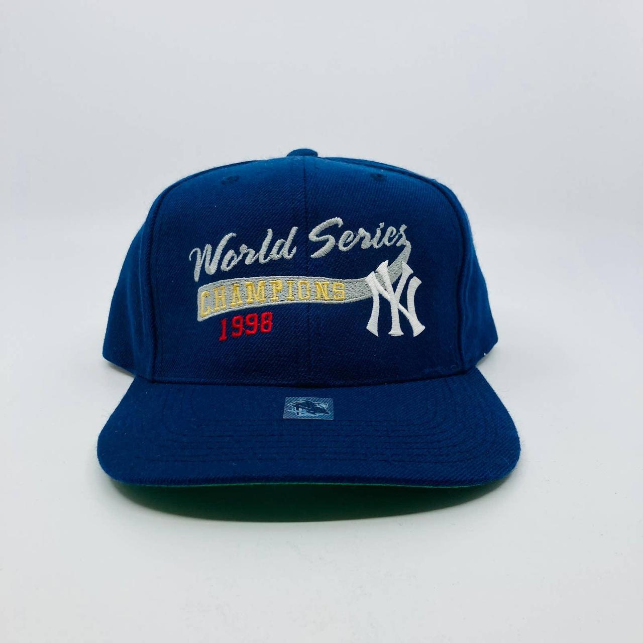 Vintage New York Yankees Sports Specialties Deadstock Navy Wool Fitted Hat