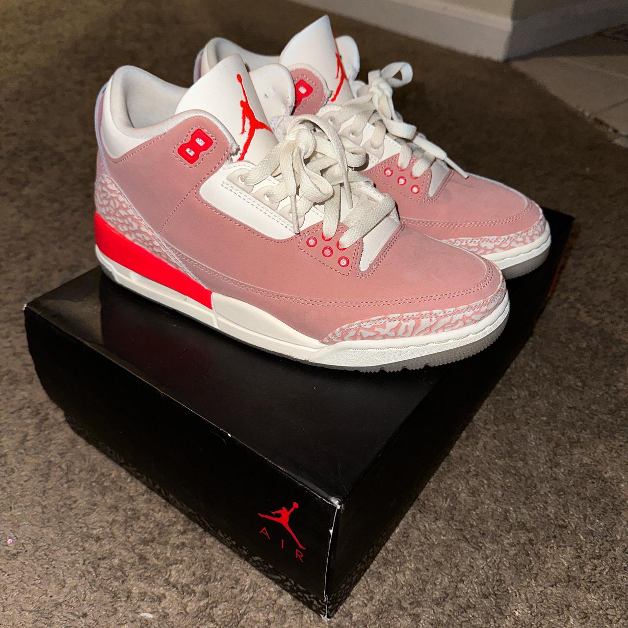 Rust Pink Jordan 3 Worn twice. Wear is only