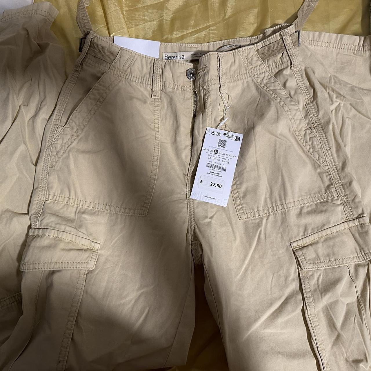 bershka cargo straight FREE SHIPPING!!! kind of... Depop