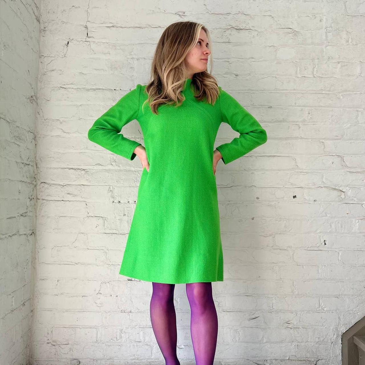 💚💚💚 60s Kelly Green Long Sleeve Mini Dress 💚💚💚,