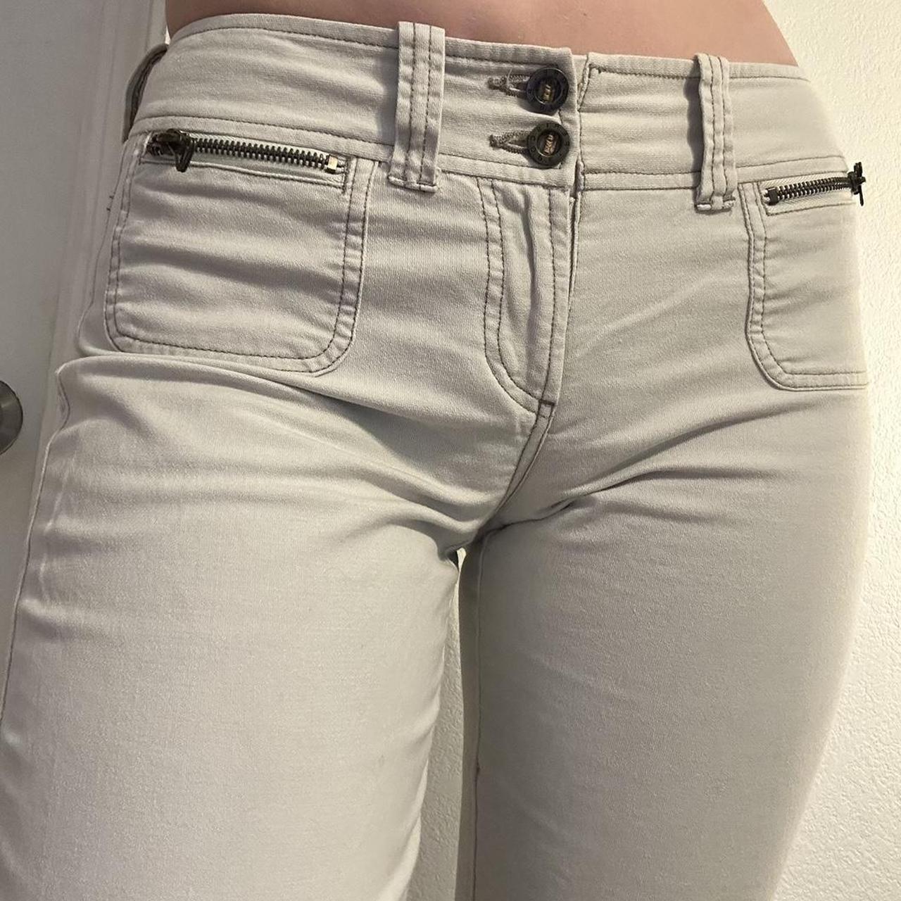 Off-White Women's Cream and White Jeans | Depop