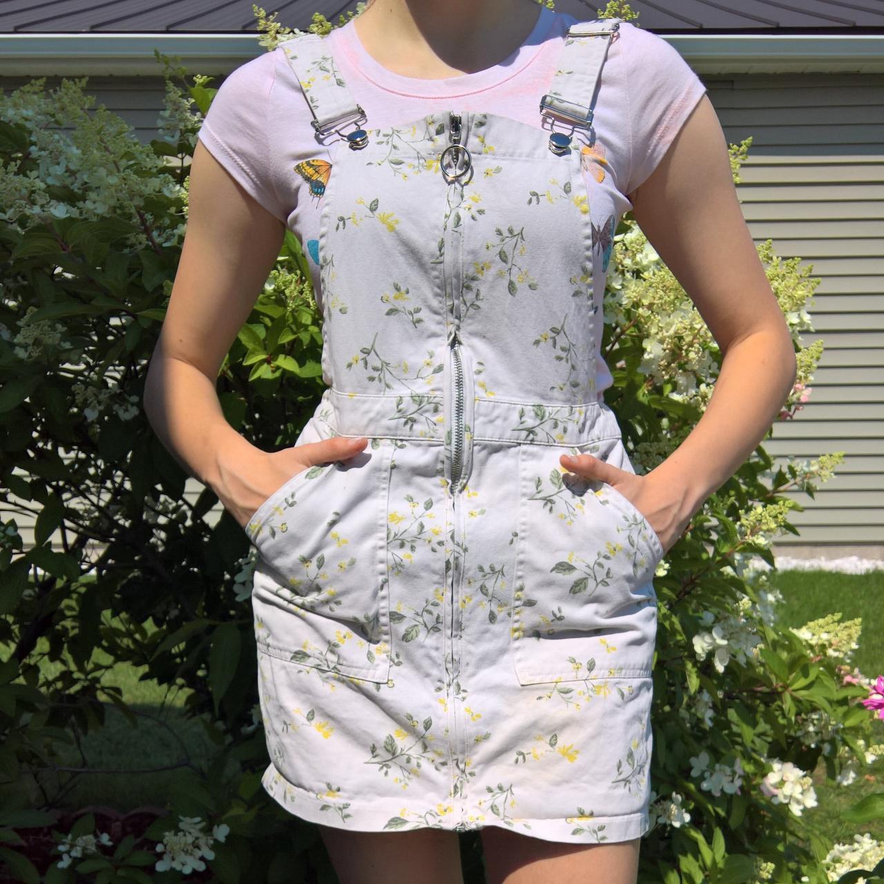 Forever 21 Cottagecore Floral Overall Dress This is. Depop