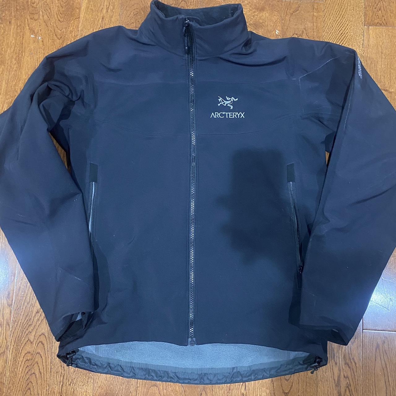 Arcteryx Arc’Teryx wind stopper jacket rain Size... - Depop