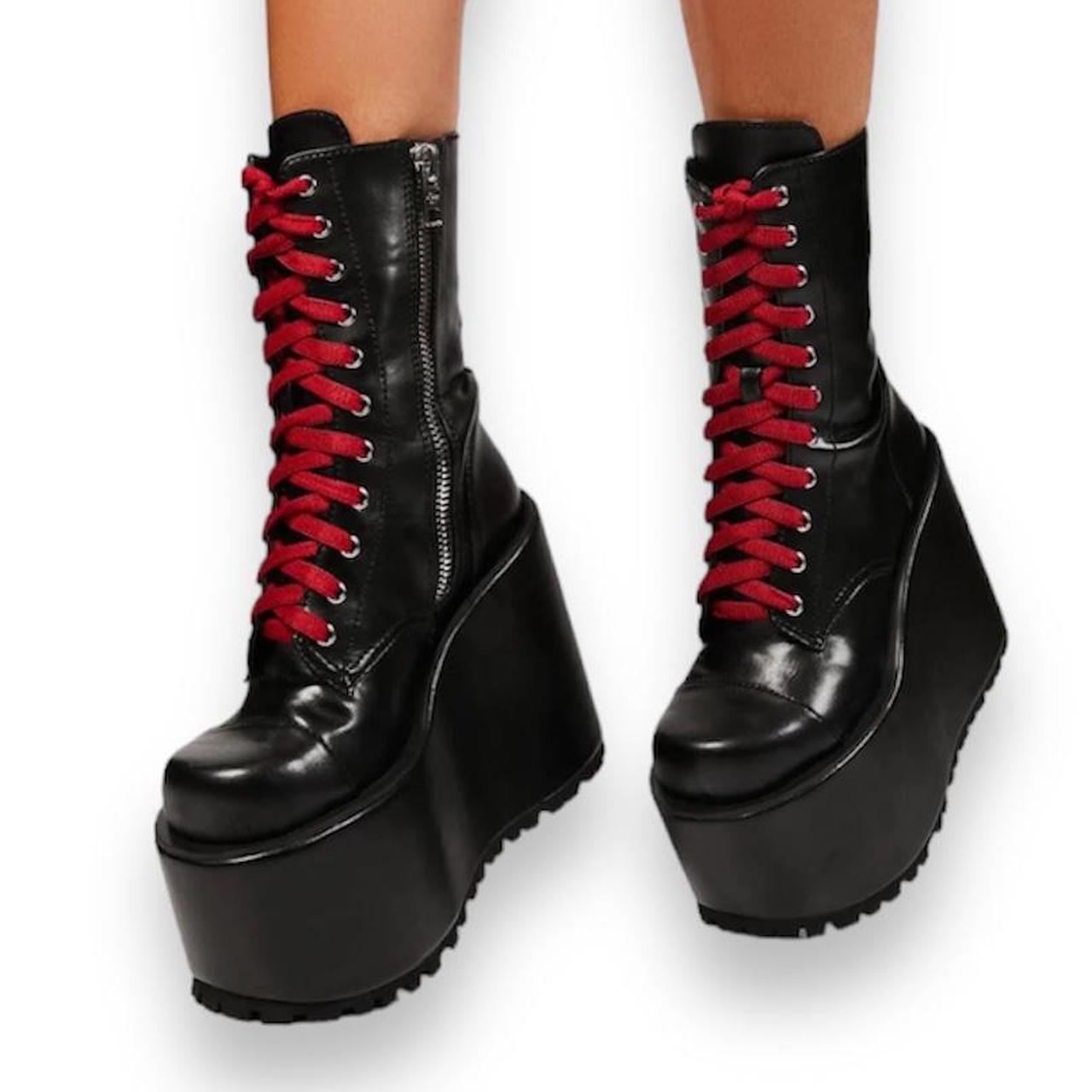 Oracle mega hotsell platform boots