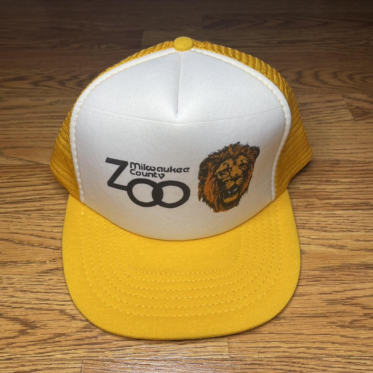 Vintage Milwaukee County Zoo Trucker Hat Size (one... Depop