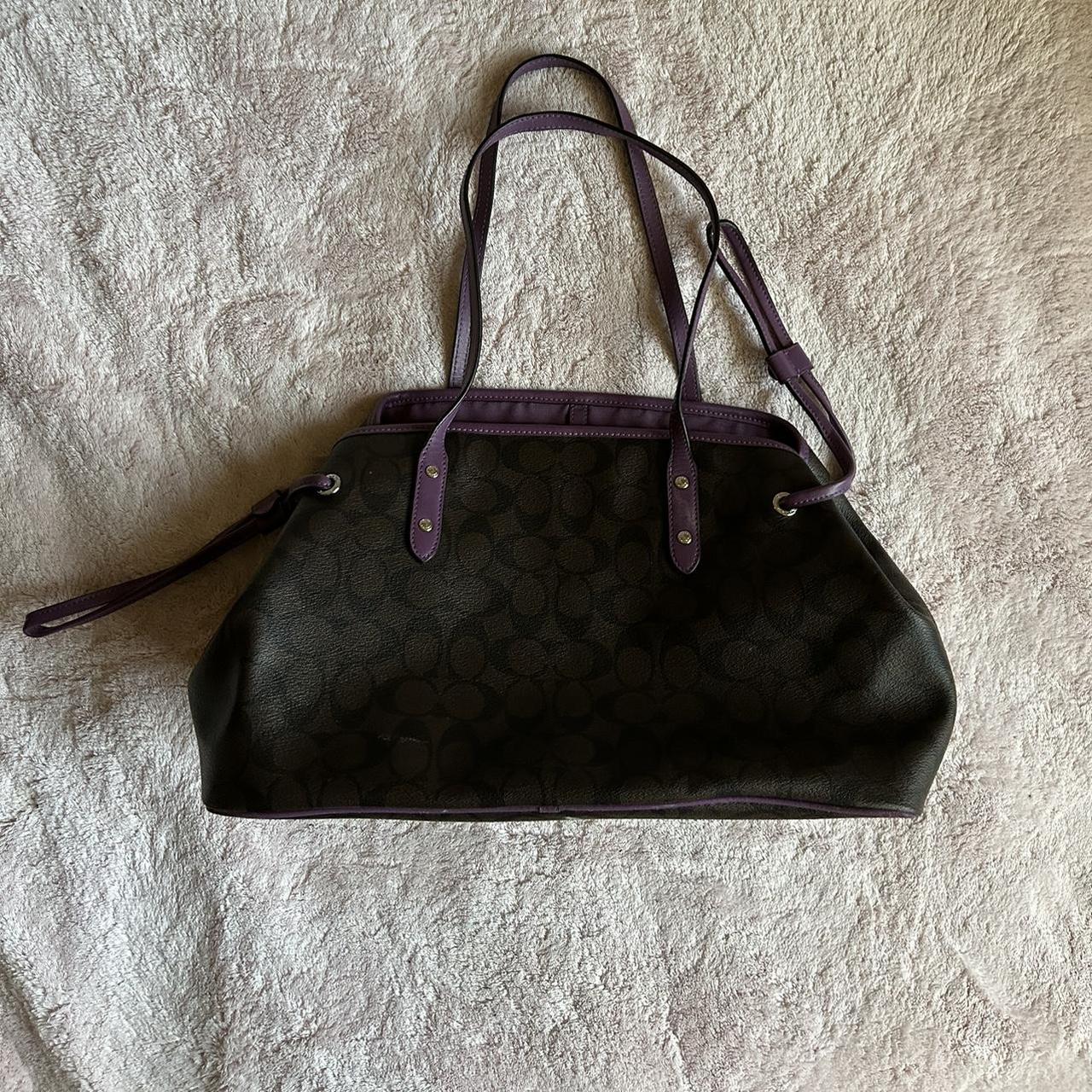 Top Coach Signature Drawstring Tote