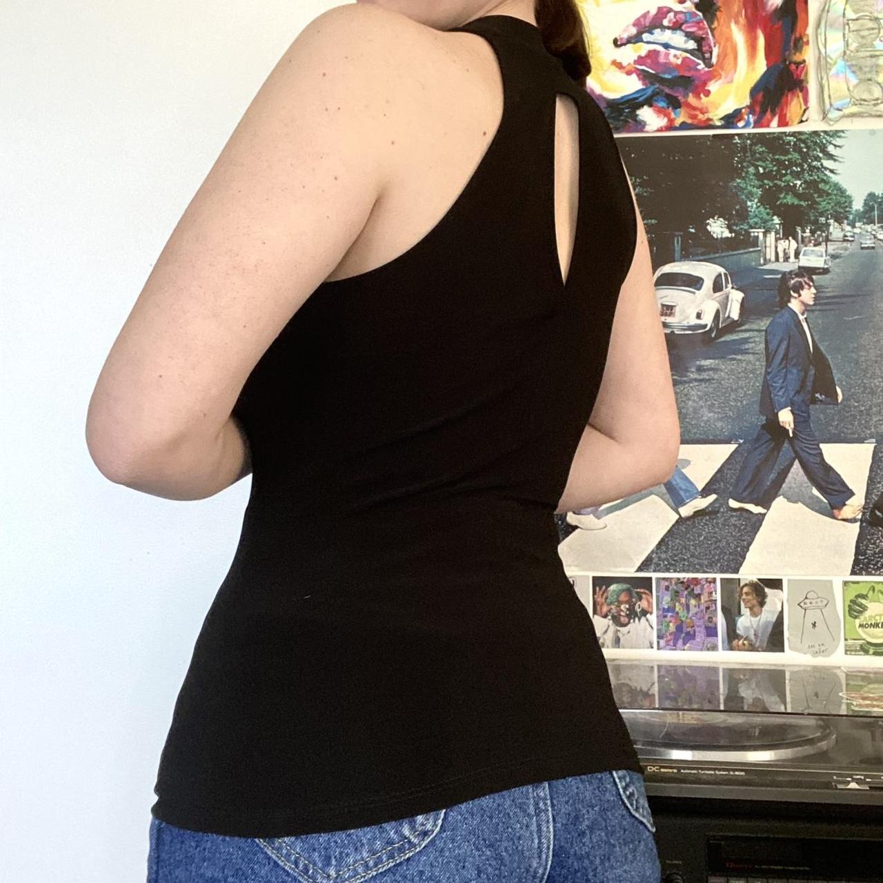 🖤 simple black v-neck tank top 🖤 can be cute worn... - Depop