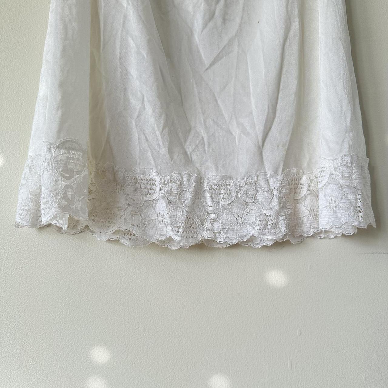 ◆美品◆ Ameri VINTAGE ANTHESIS LACESKIRT Stunning vintage 90's white lace trim mini slip | Depop