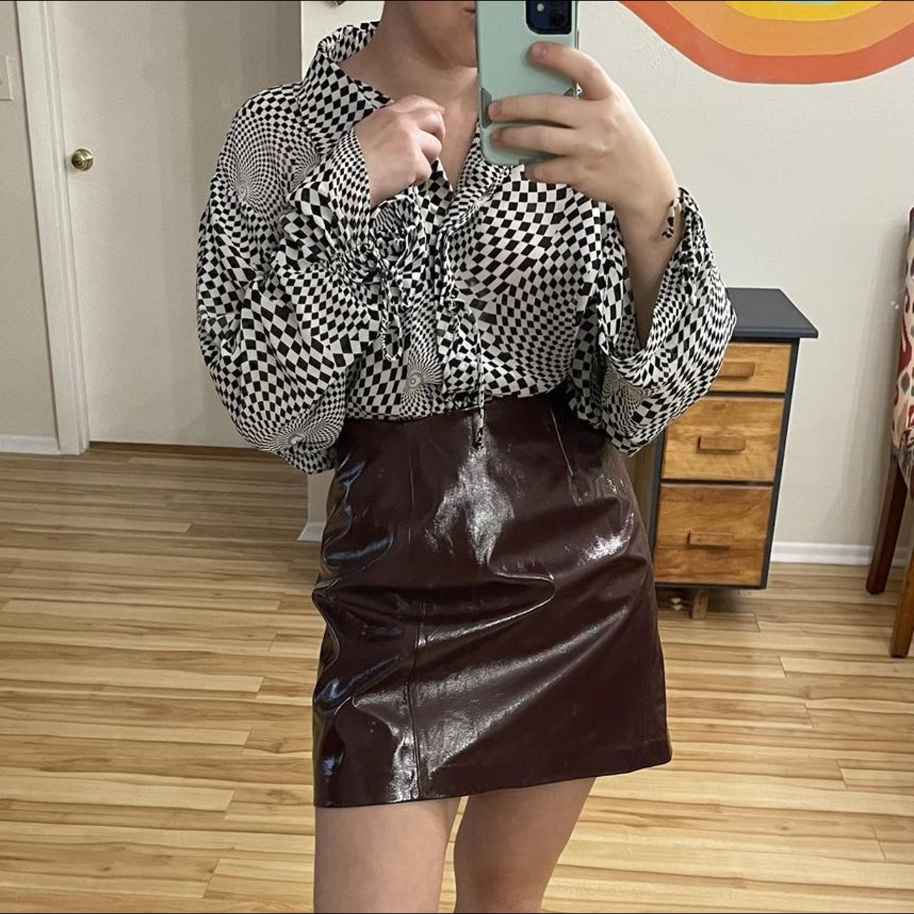 Burgundy leather 2024 skirt 90s