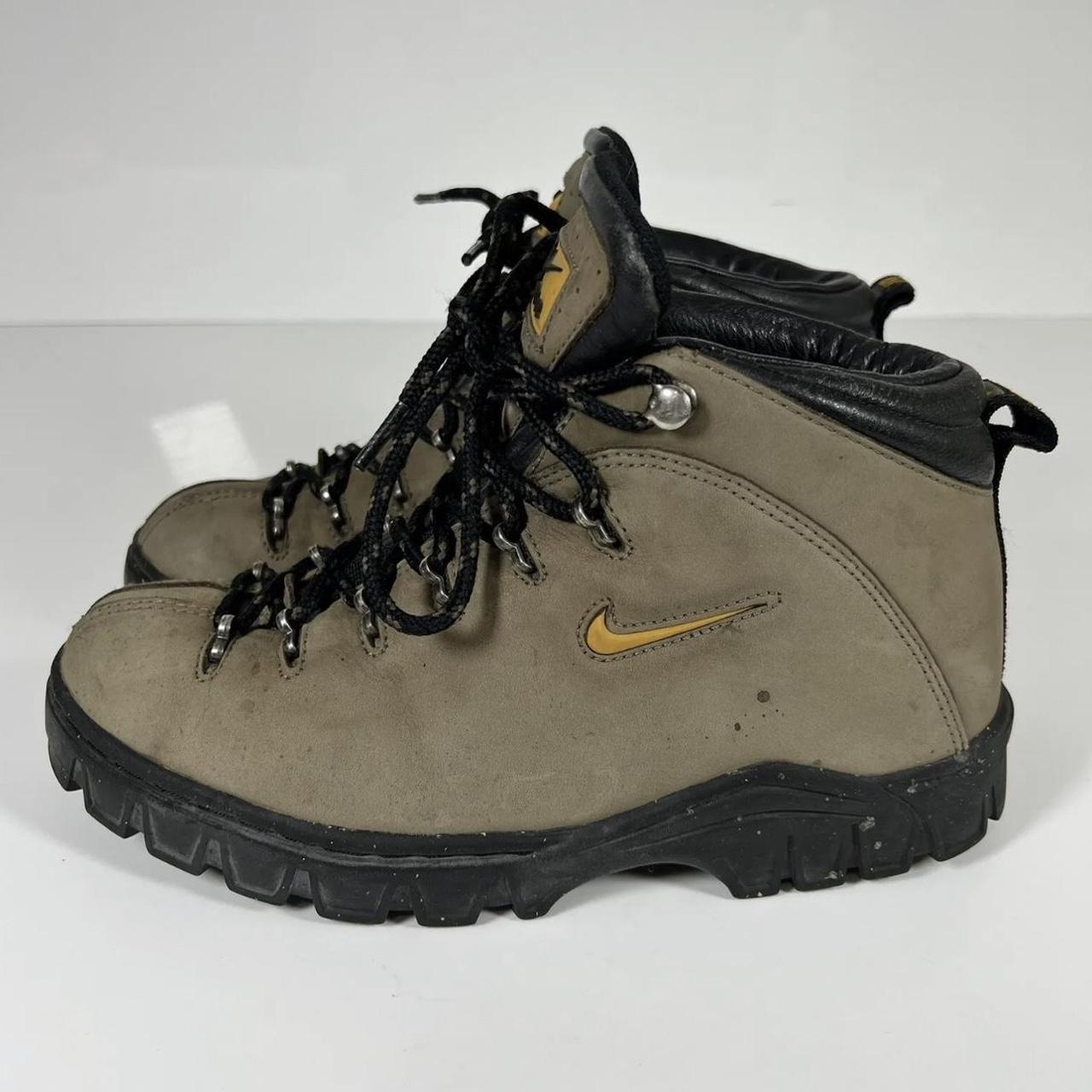 Women's nike hot sale acg boots