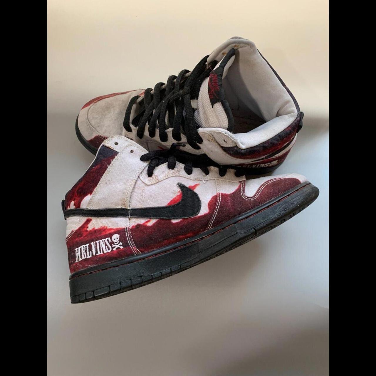 Nike sb dunks melvins best sale