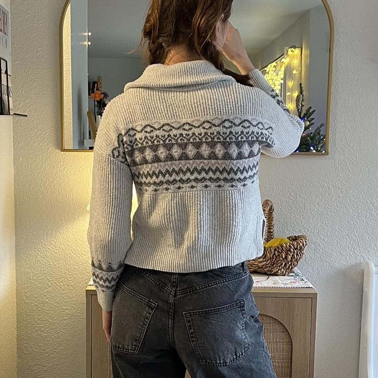 cropped zip up sweater. best fits size xs-s. in... - Depop