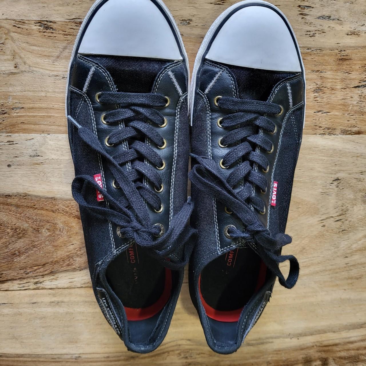 Black jean fabric Converse style but Levi's