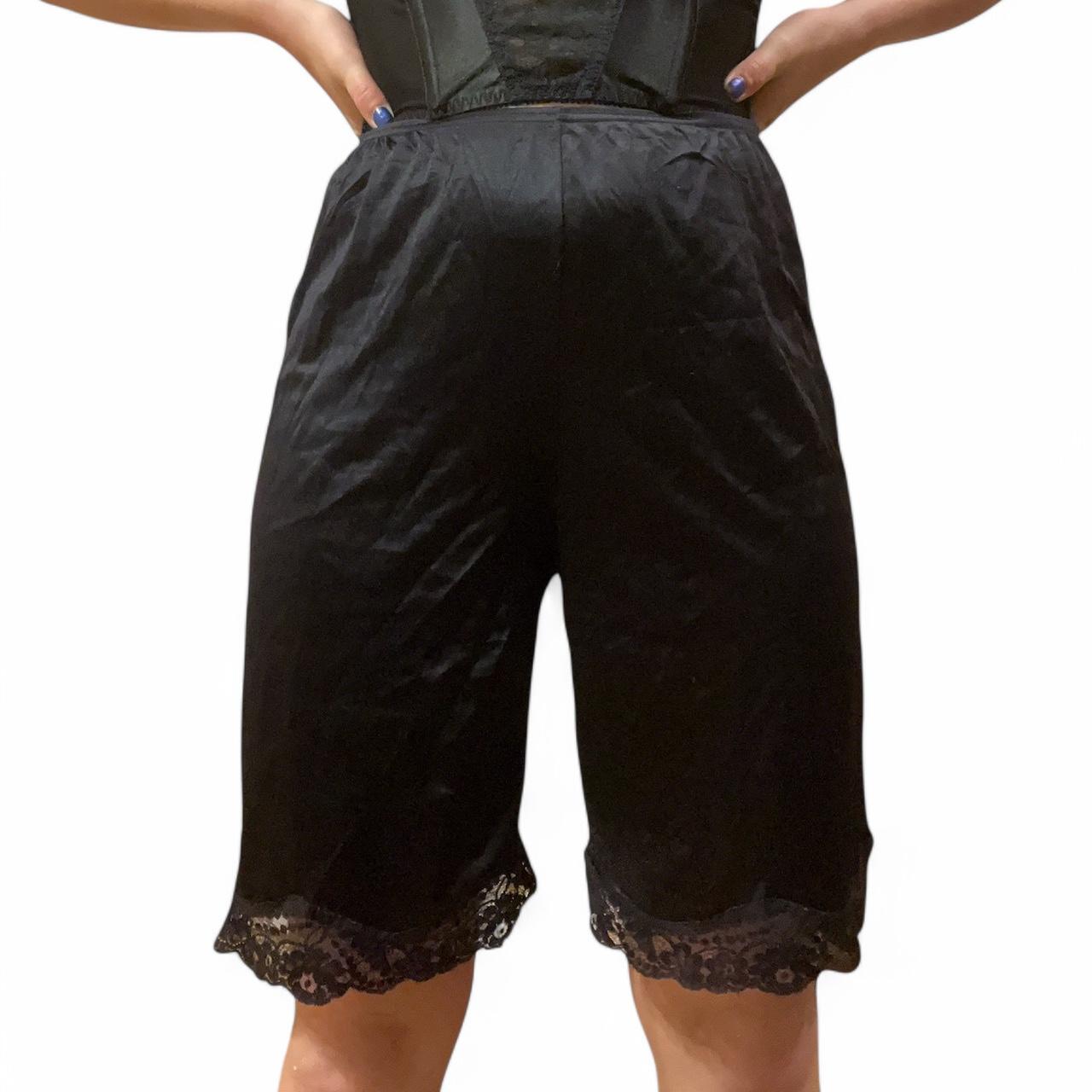 item listed by kaishabowie