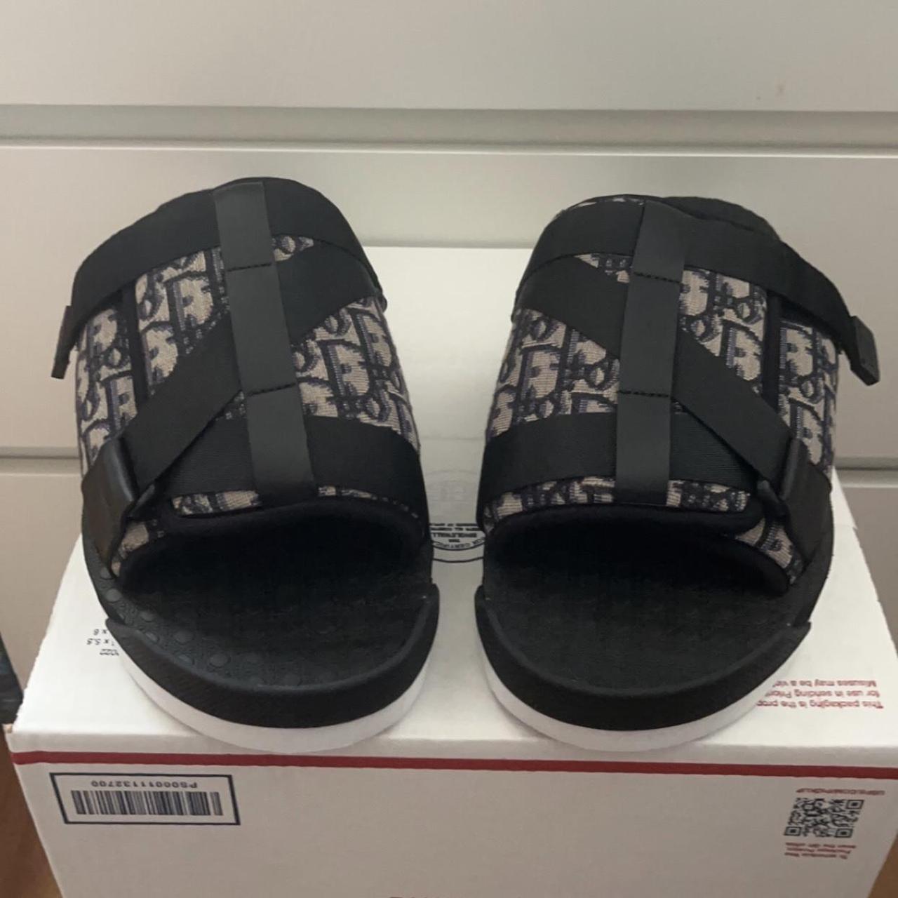 Dior Men's Grey and Black Slides | Depop