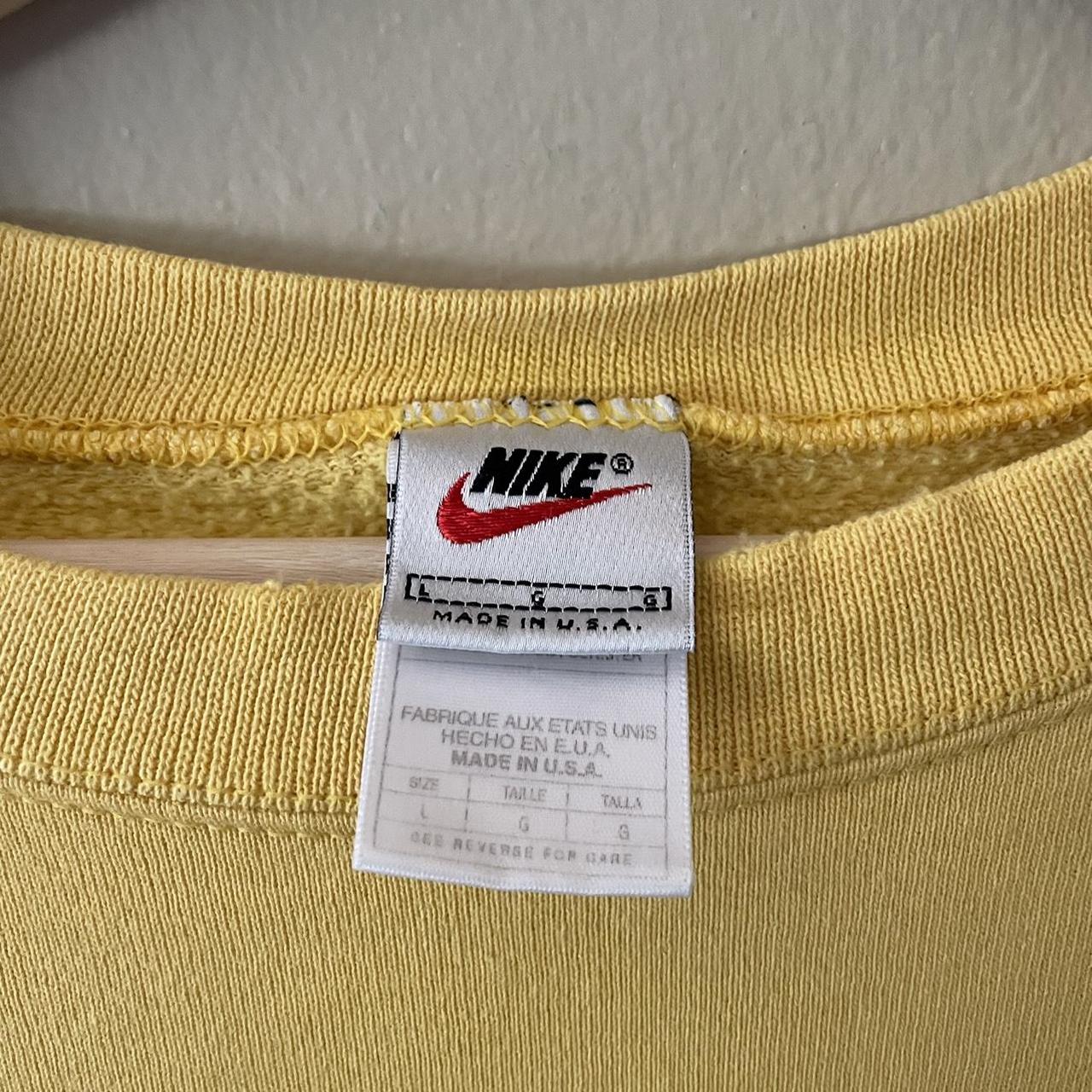 Vintage Nike crewneck sweatshirt. Mens Large in... - Depop