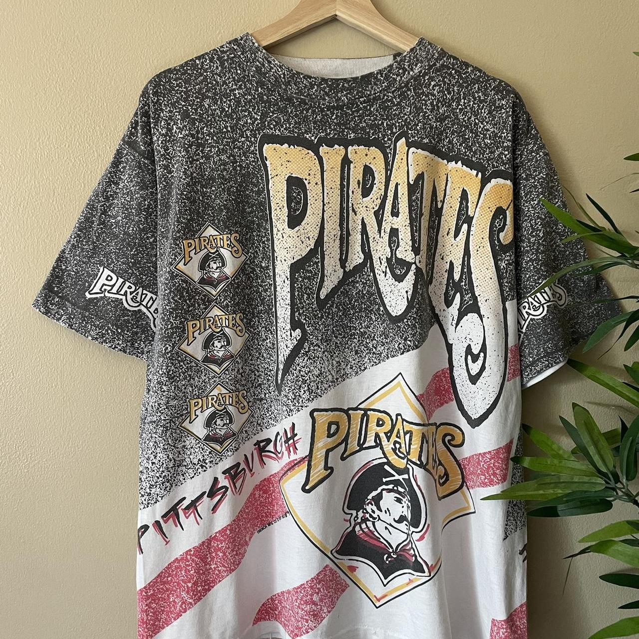 Vintage Pittsburgh Pirates T-Shirt XL, true to - Depop