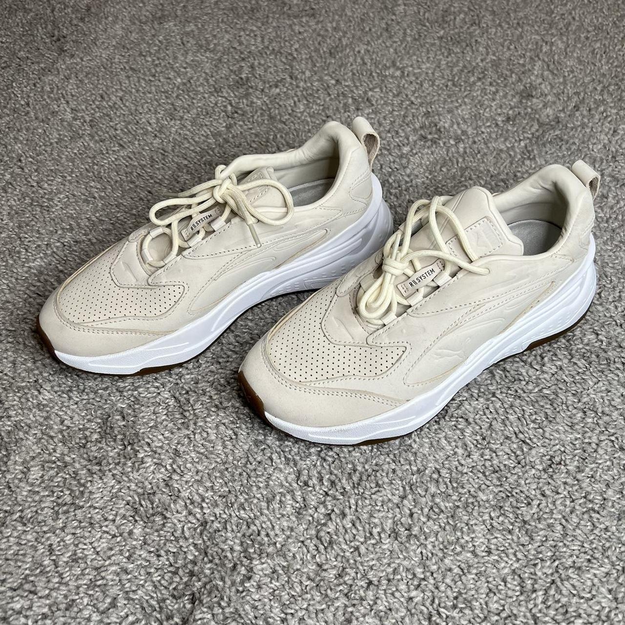 Puma Women's Cream and White Trainers | Depop