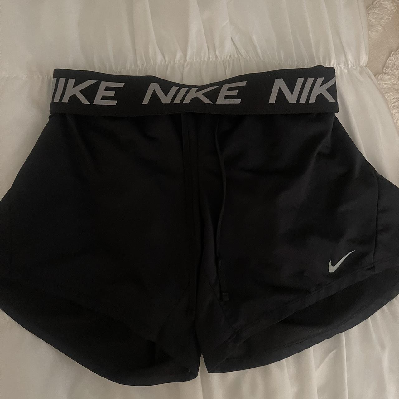 black nike pro shorts