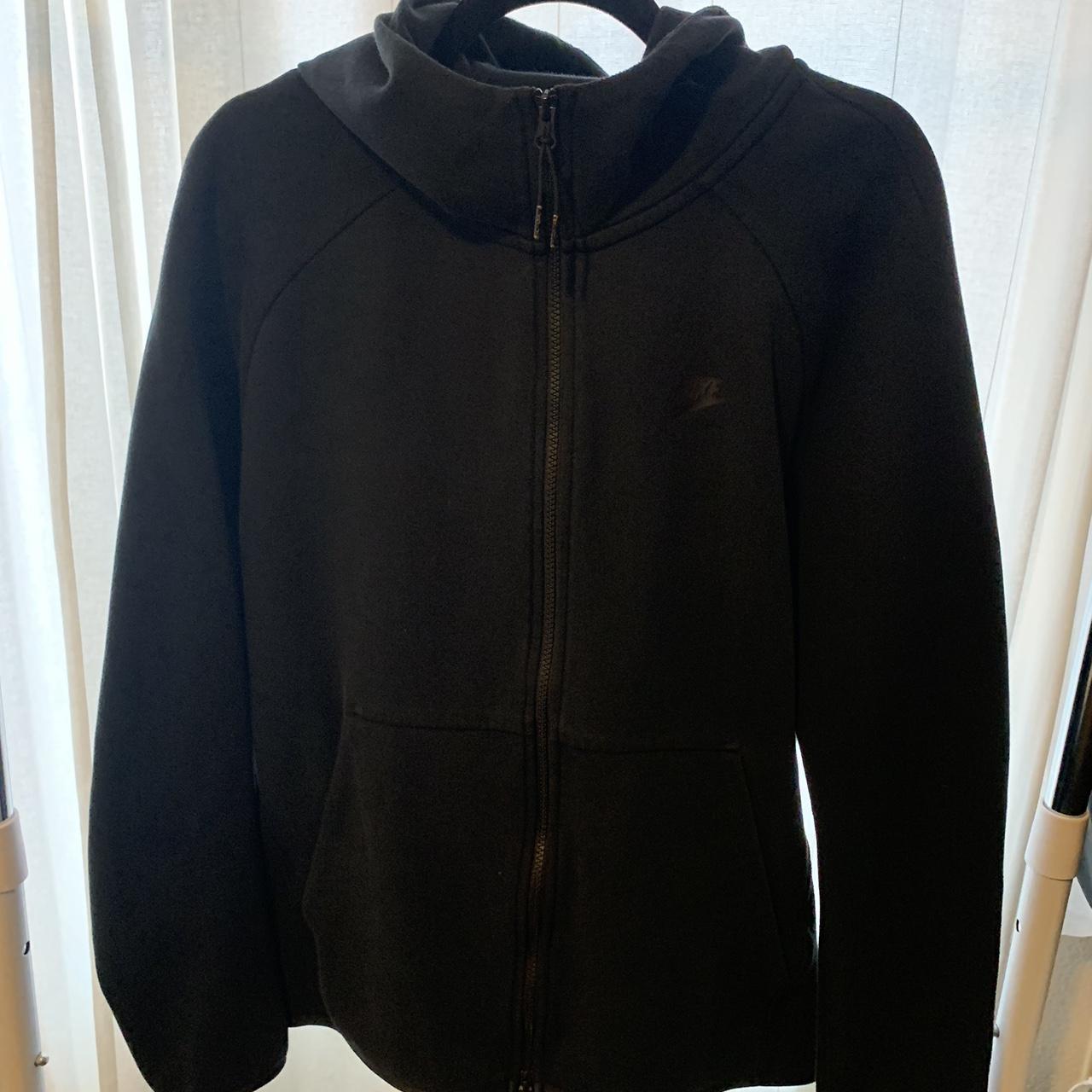 zip up nike hoodie black