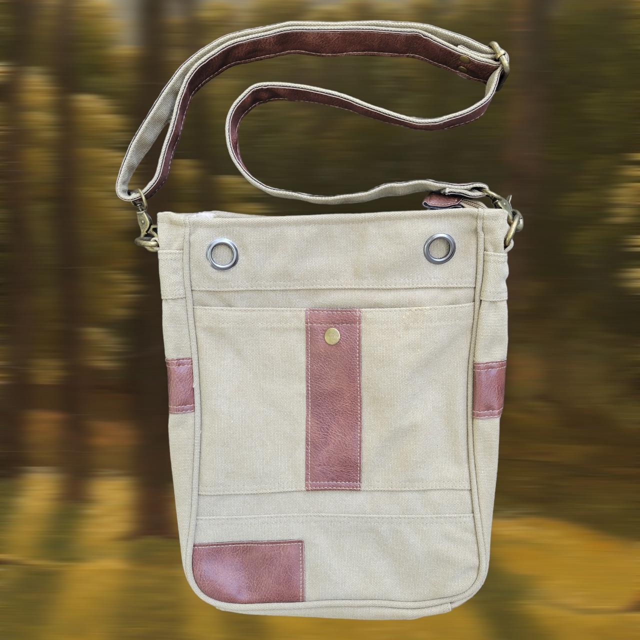 Cargo Grunge Messenger Bag Early 2000s tan and... Depop