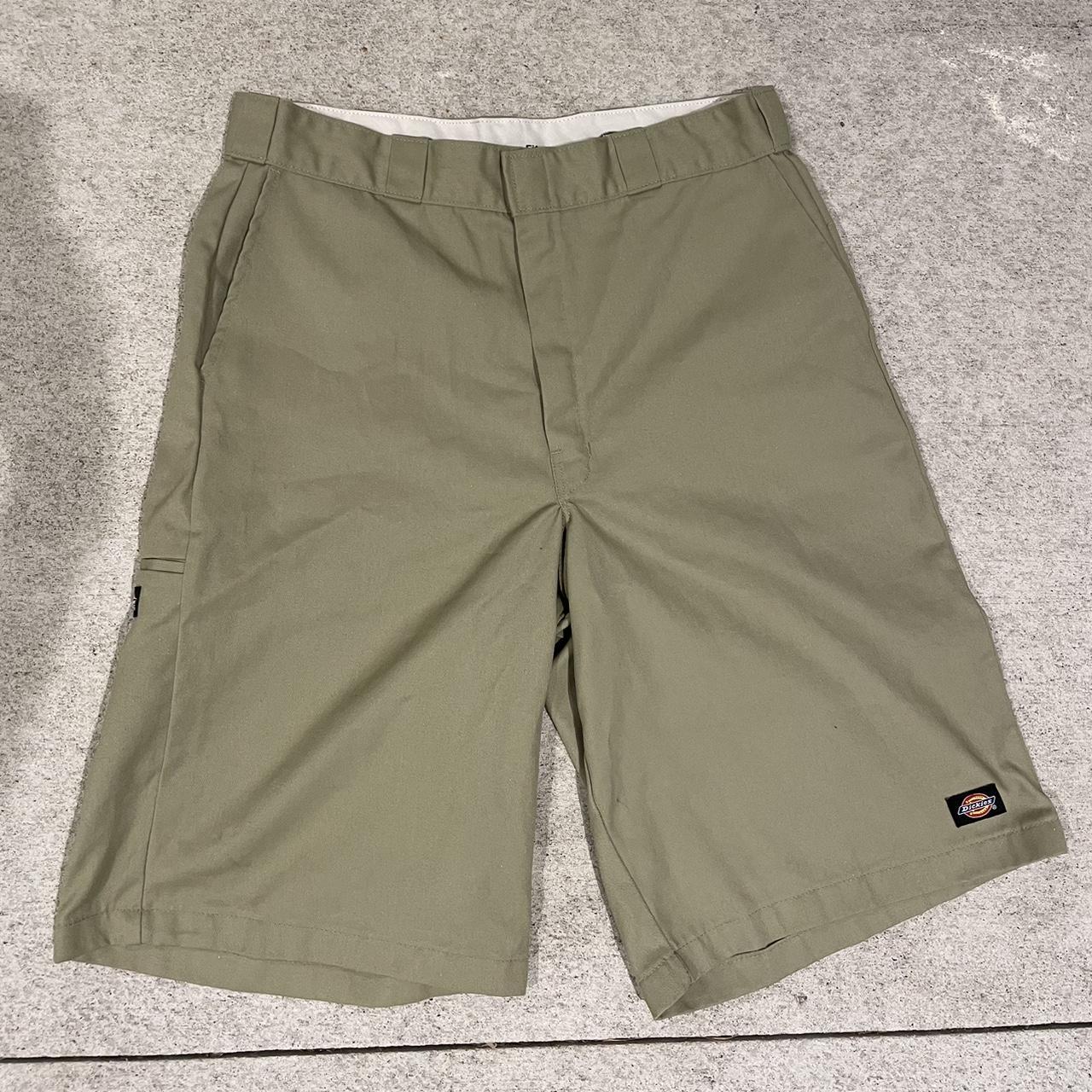 Dickies Loose Fit Shorts Size 36 - Depop