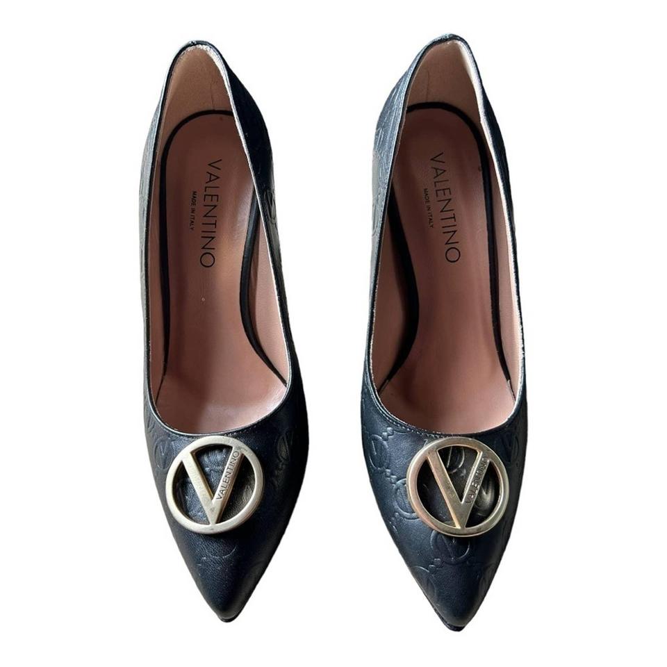 Valentino by Mario Valentino Clara Leather Pump