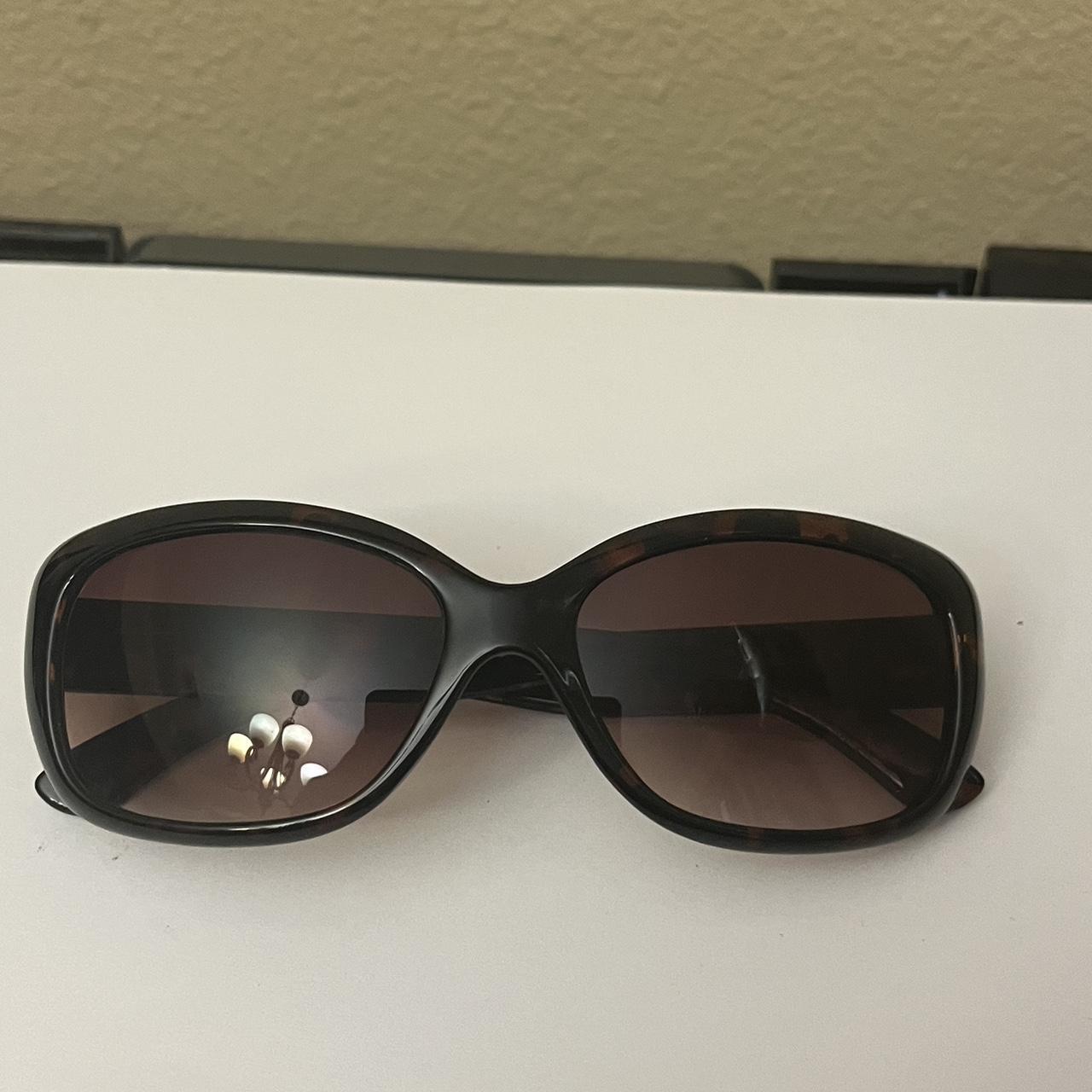Turtle sunglasses, beautiful and elegant, for any... - Depop