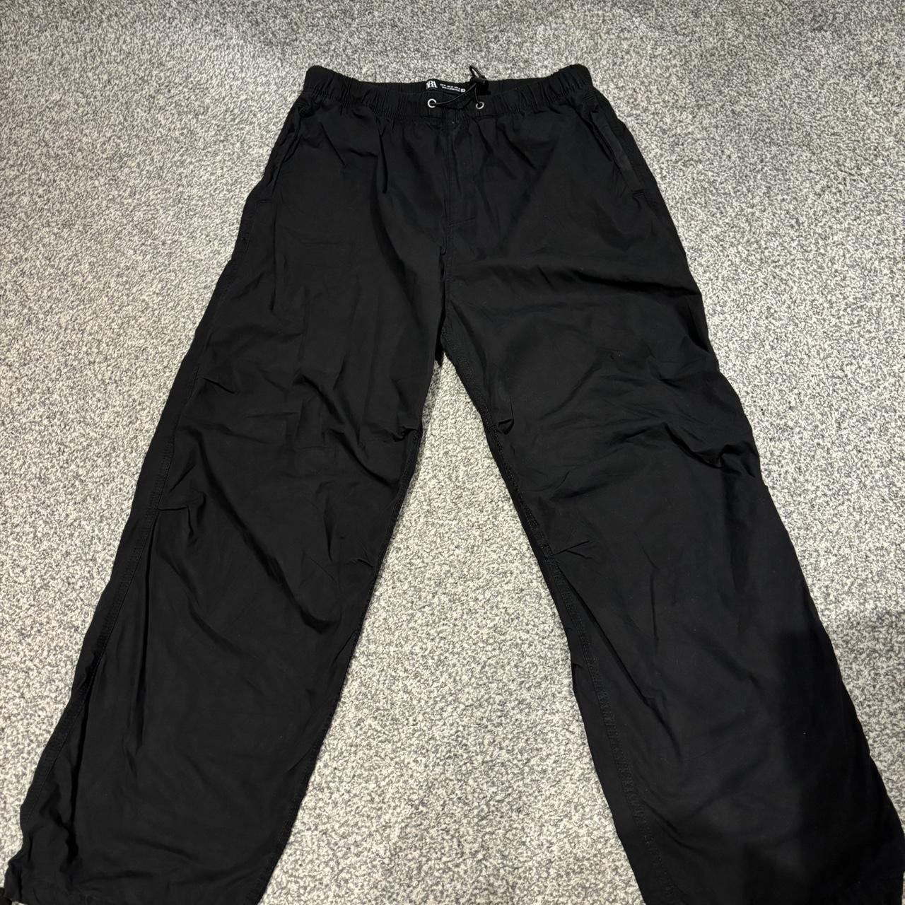 パンツ ZARA parachute cargo pants dead stock Zara Cargo Parachute Pants - Size M - Barely Ever | Depop