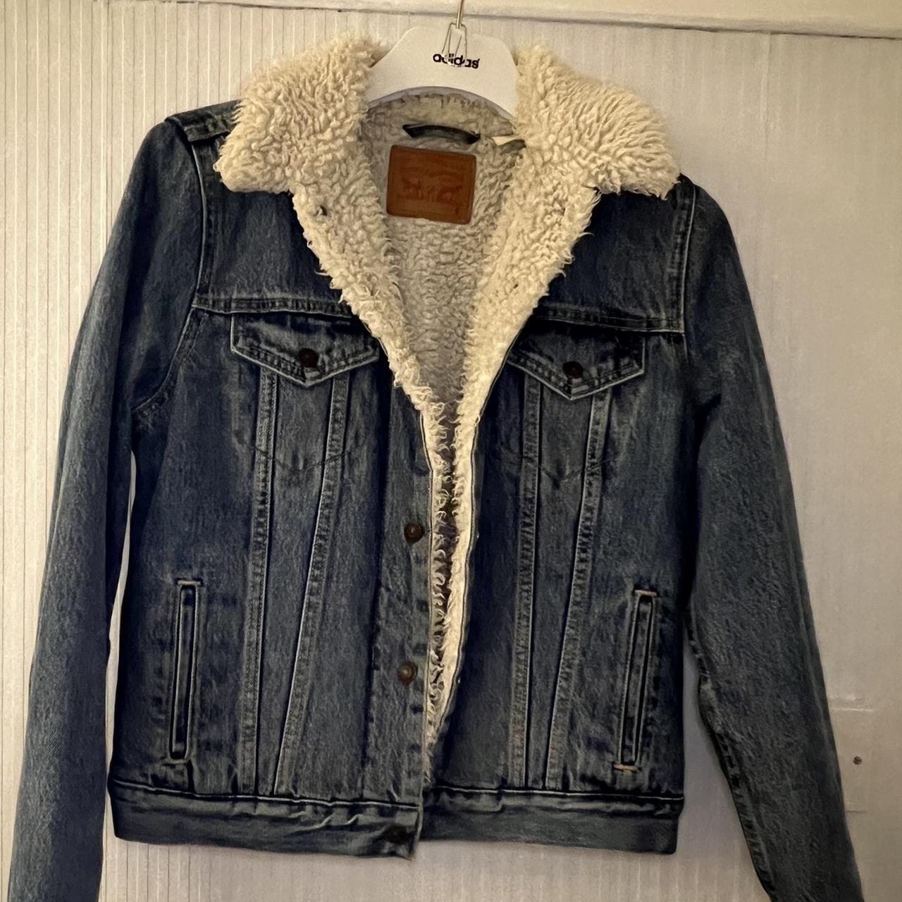 Women's Blue and White Jacket Depop
