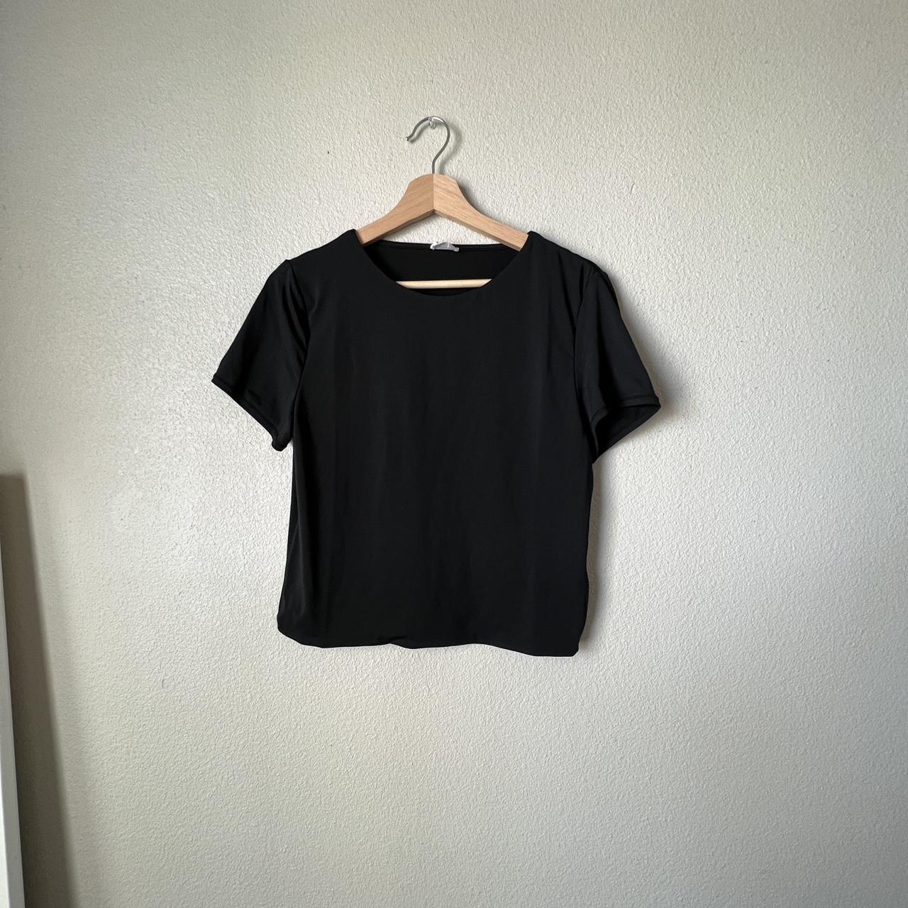 Cotton on microfiber top worn multiple times - Depop