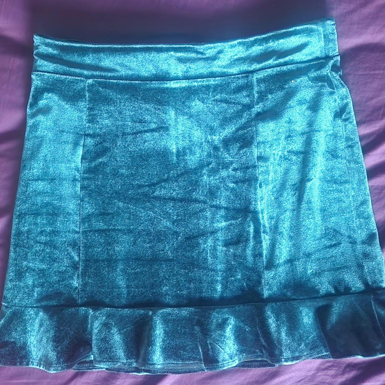 Blue velvet skirt forever 21 best sale