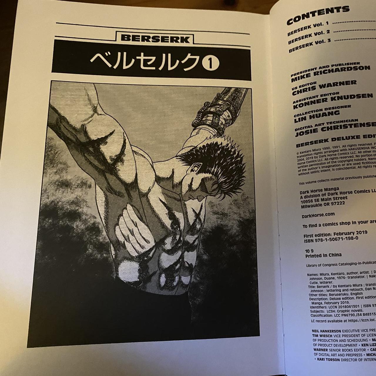 BERSERK DELUXE VOLUME 1 (INGLES), KENTARO MIURA